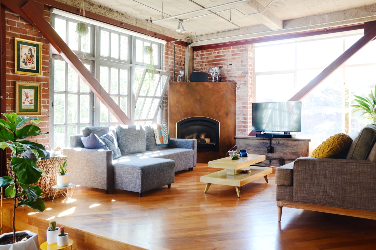 The 4 Most Popular Trends in Hardwood Flooring Right Now Apartment